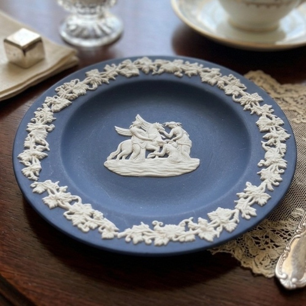 Wedgwood Jasperware Cobalt Blue Round Dish Pegasus Neoclassical Made in England